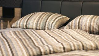 寝る6月
